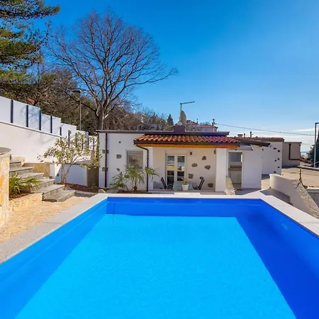 Kantrida Opatija Villa *