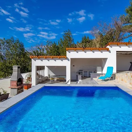 Kantrida Opatija Villa *